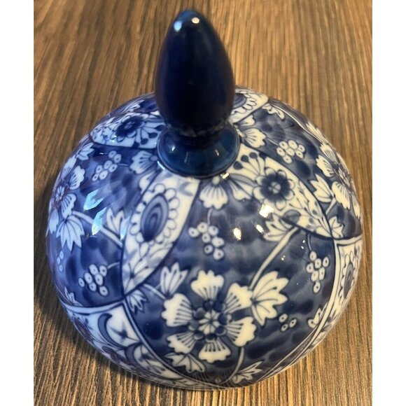 Vintage Ceramic Trinket or Candy‎ Dish Blue and White Japan Pedestal Floral - Picture 7 of 9